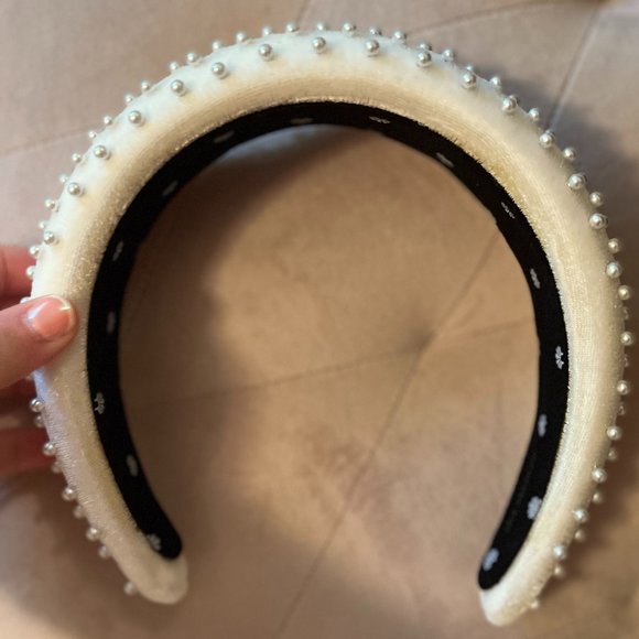 Lele Sadoughi Accessories - Lele Sadoughi Velvet Padded Headband with Pearls- Ivory